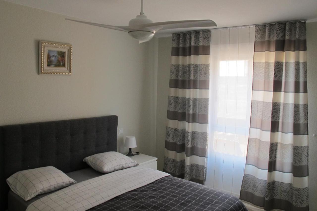 Apartamento B Ani Apartment Аликанте Екстериор снимка