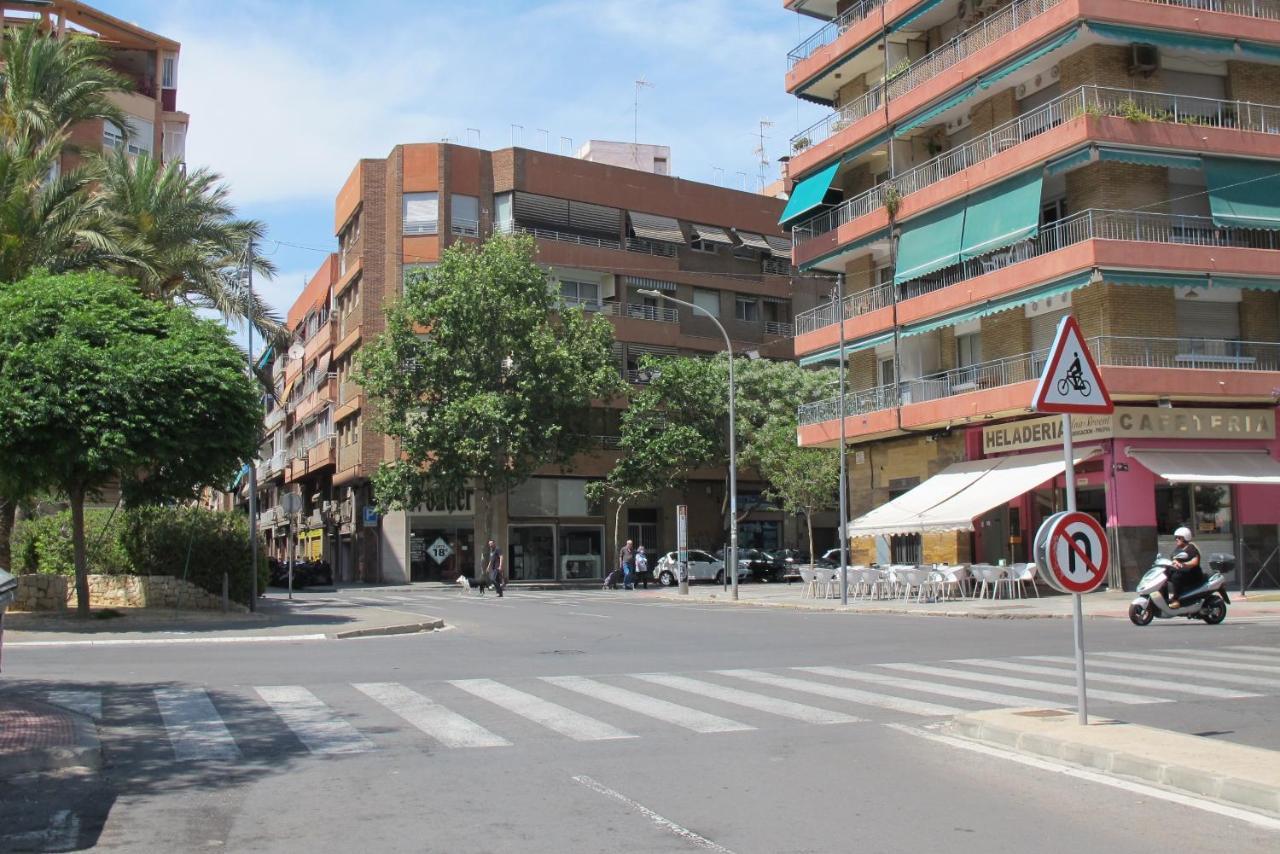 Apartamento B Ani Apartment Аликанте Екстериор снимка